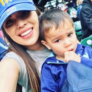 Meet your Posher, Yesi